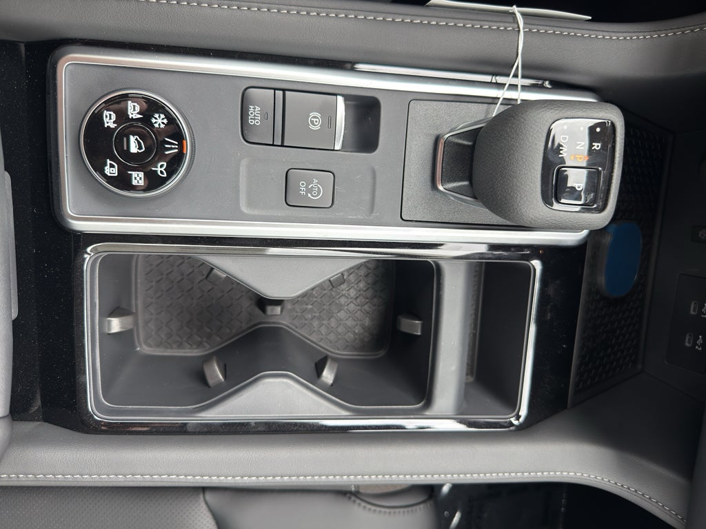 2026 Nissan Pathfinder SL 4WD