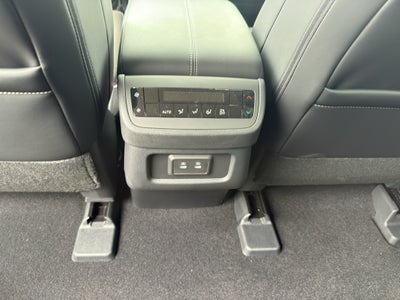 2026 Nissan Pathfinder SL 4WD