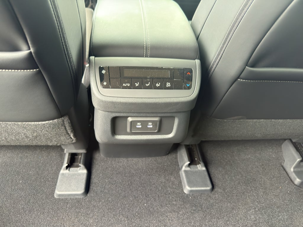 2026 Nissan Pathfinder SL 4WD
