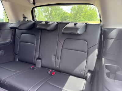 2026 Nissan Pathfinder SL 4WD