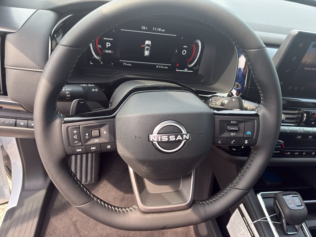 2026 Nissan Pathfinder SL 4WD