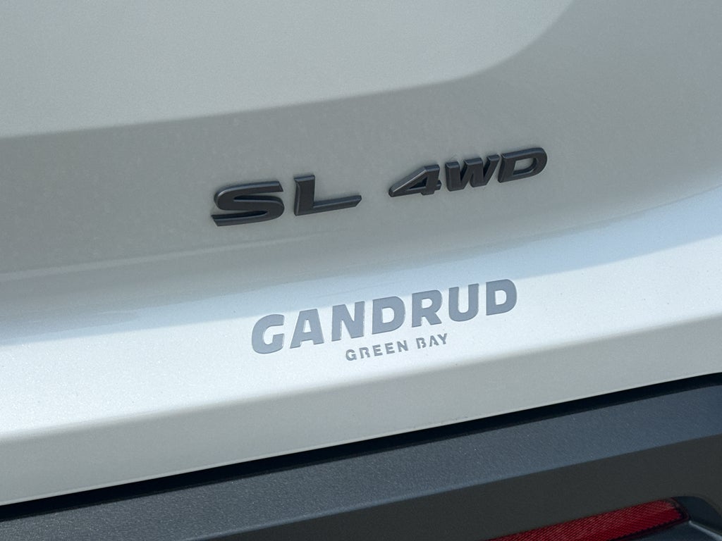 2026 Nissan Pathfinder SL 4WD
