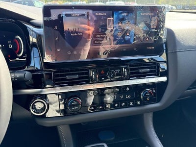 2026 Nissan Pathfinder SL 4WD