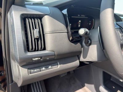 2026 Nissan Pathfinder SL 4WD