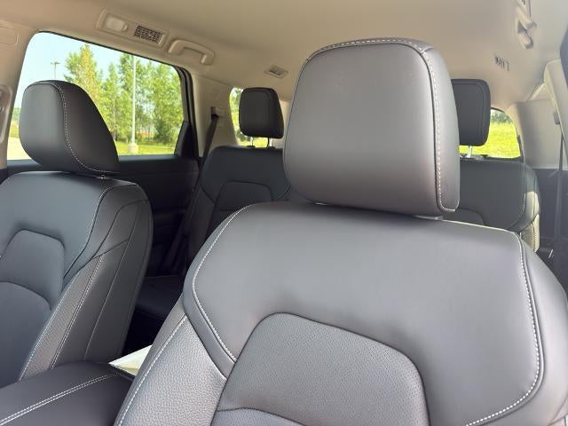 2026 Nissan Pathfinder SL 4WD