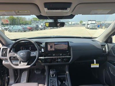 2026 Nissan Pathfinder SL 4WD