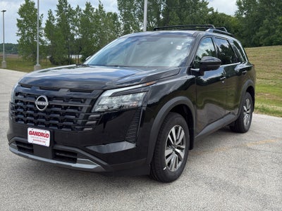 2026 Nissan Pathfinder SL 4WD