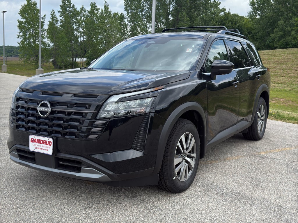 2026 Nissan Pathfinder SL 4WD