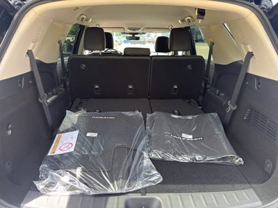 2026 Nissan Pathfinder SL 4WD