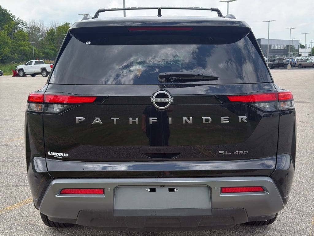 2026 Nissan Pathfinder SL 4WD