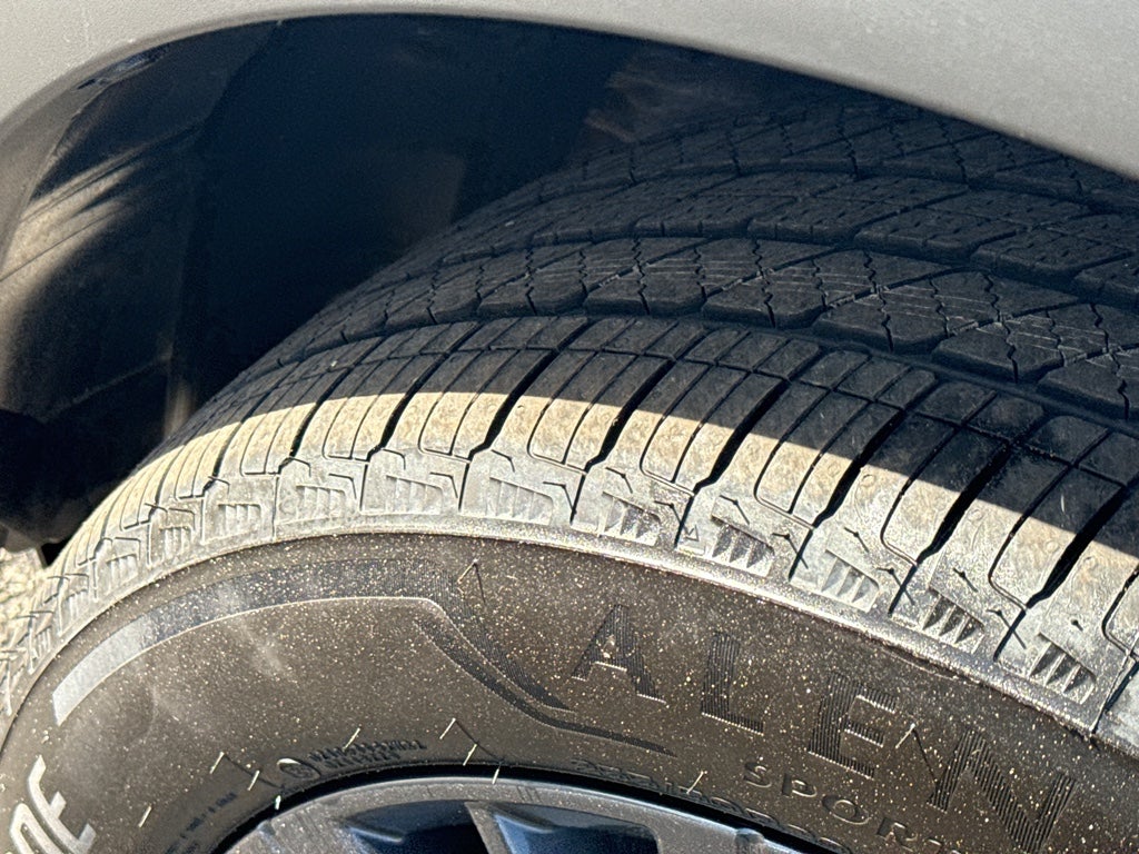 2026 Nissan Pathfinder SL 4WD