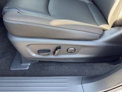 2026 Nissan Pathfinder SL 4WD