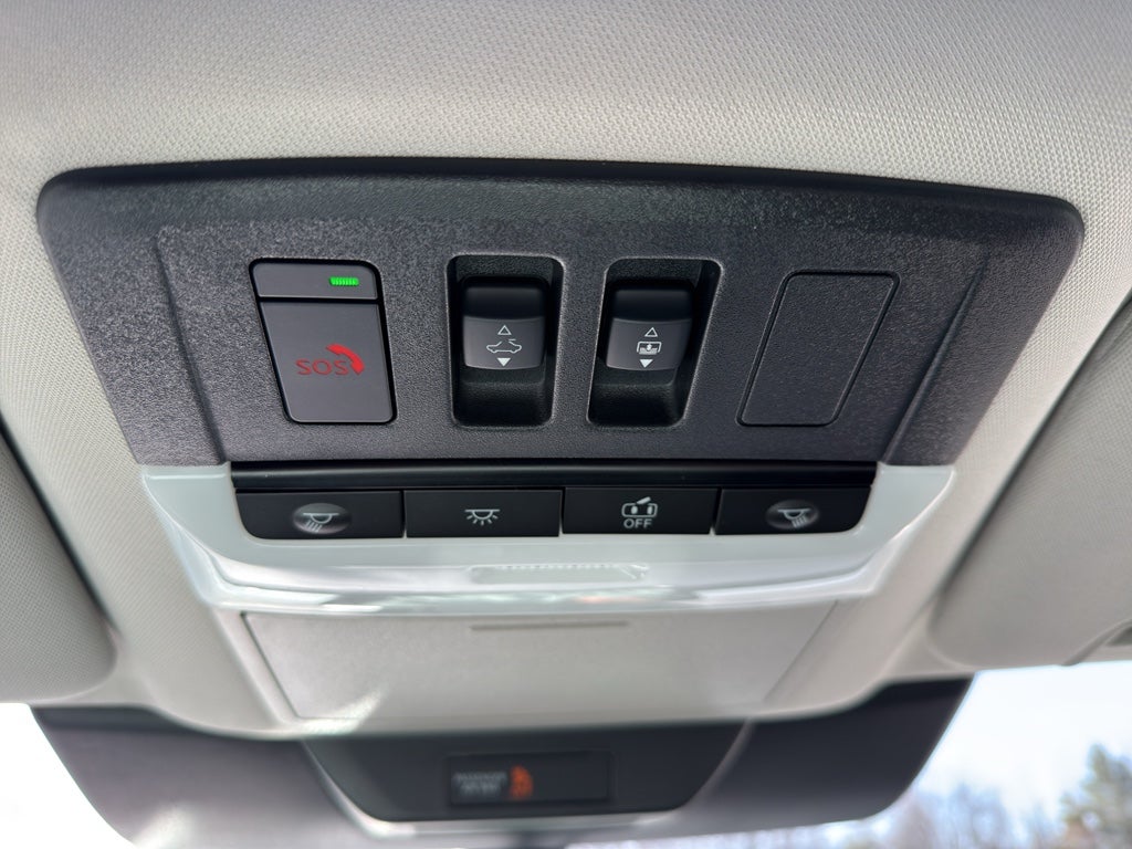 2026 Nissan Pathfinder SL 4WD