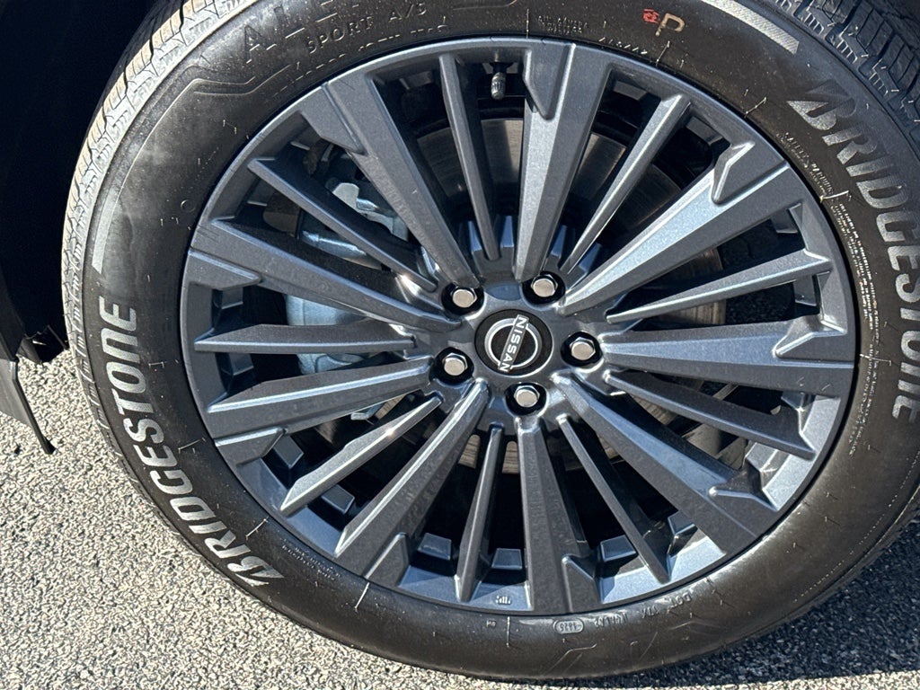 2026 Nissan Pathfinder SL 4WD