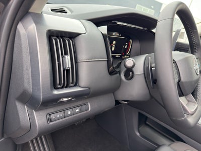 2026 Nissan Pathfinder SL 4WD