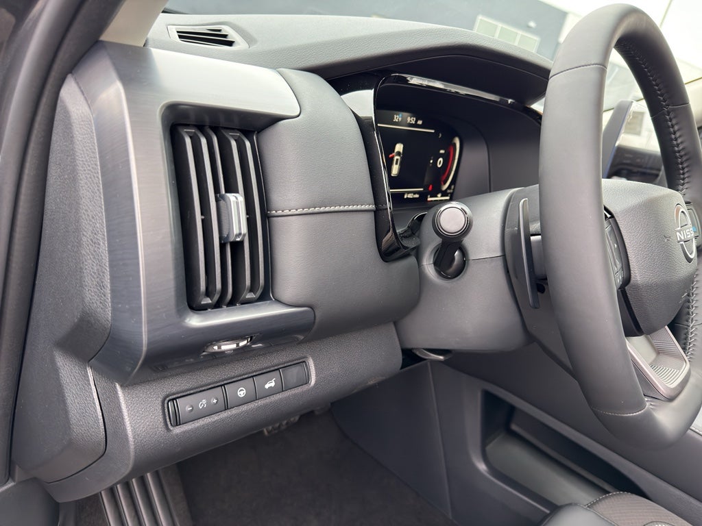 2026 Nissan Pathfinder SL 4WD