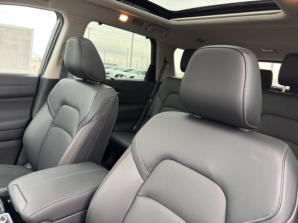 2026 Nissan Pathfinder SL 4WD