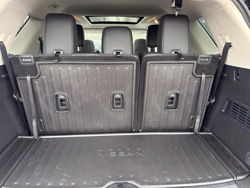 2026 Nissan Pathfinder SL 4WD