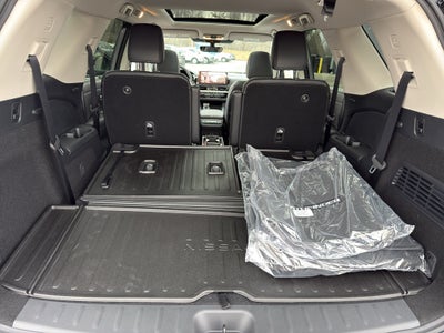 2026 Nissan Pathfinder SL 4WD