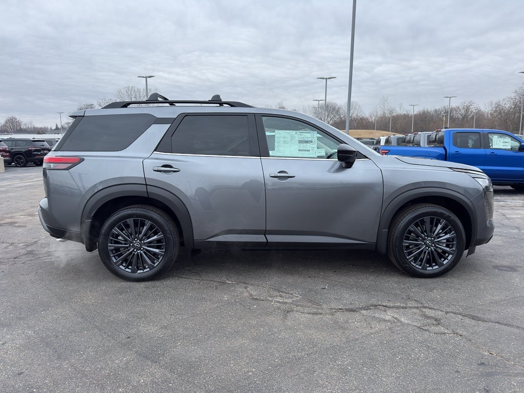 2026 Nissan Pathfinder SL 4WD