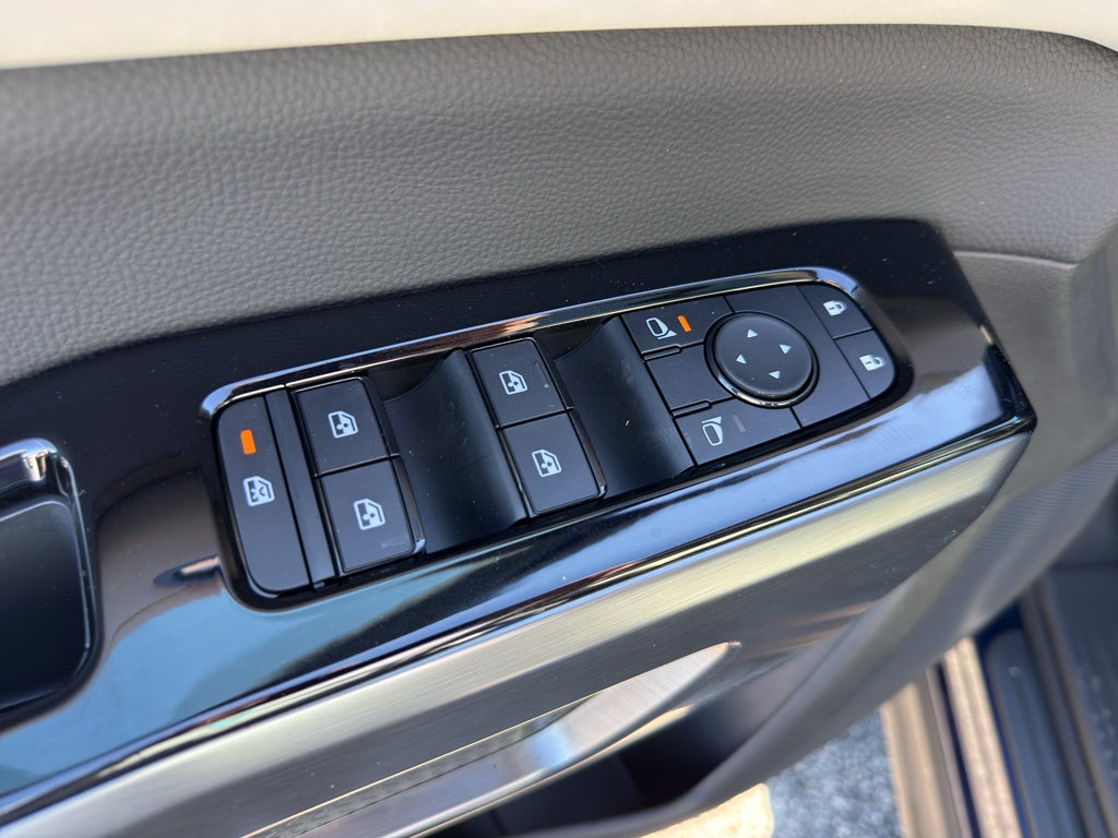 2026 Nissan Pathfinder SL 4WD