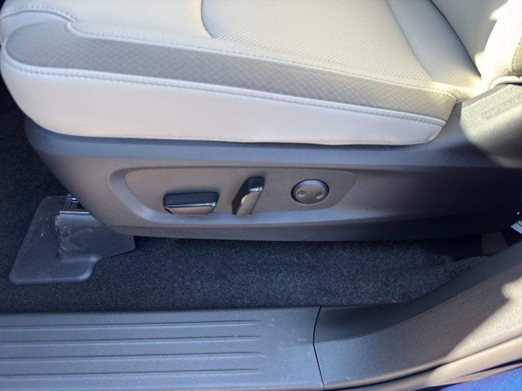 2026 Nissan Pathfinder SL 4WD