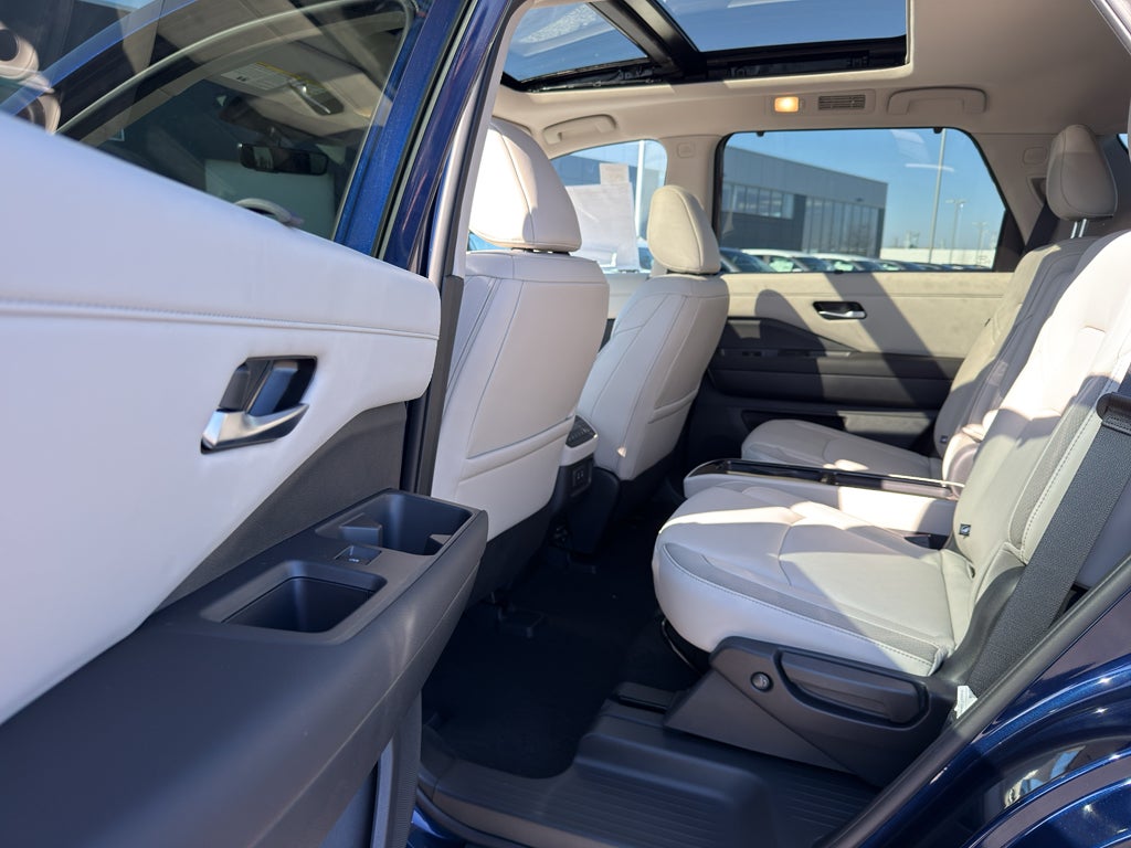 2026 Nissan Pathfinder SL 4WD