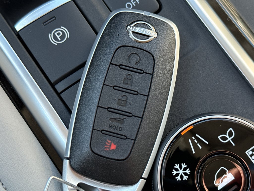 2026 Nissan Pathfinder SL 4WD