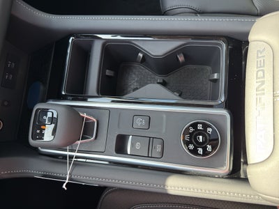 2026 Nissan Pathfinder SL 4WD