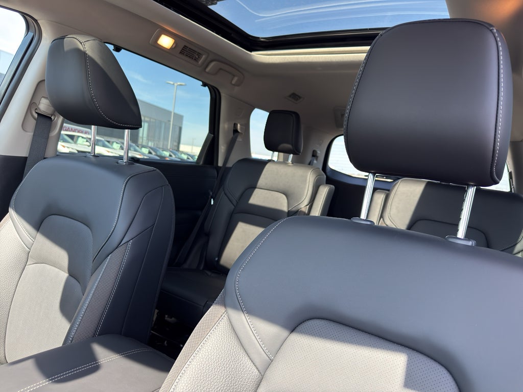 2026 Nissan Pathfinder SL 4WD