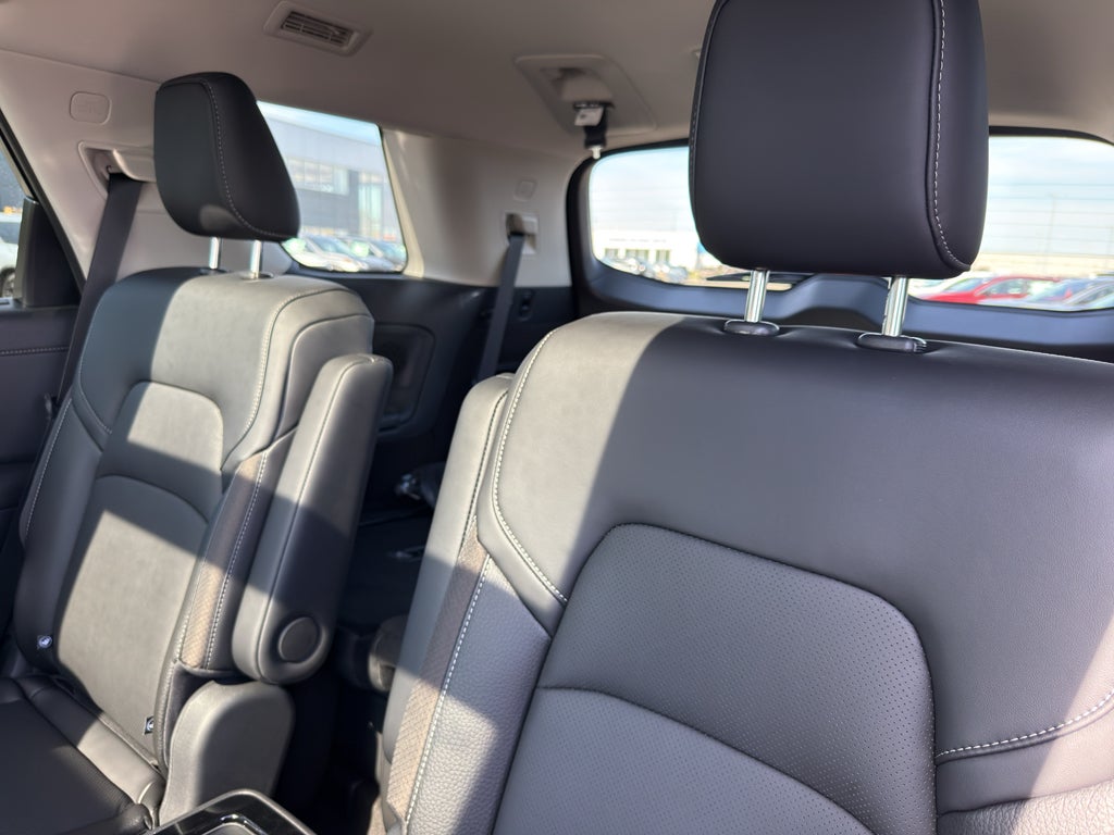 2026 Nissan Pathfinder SL 4WD