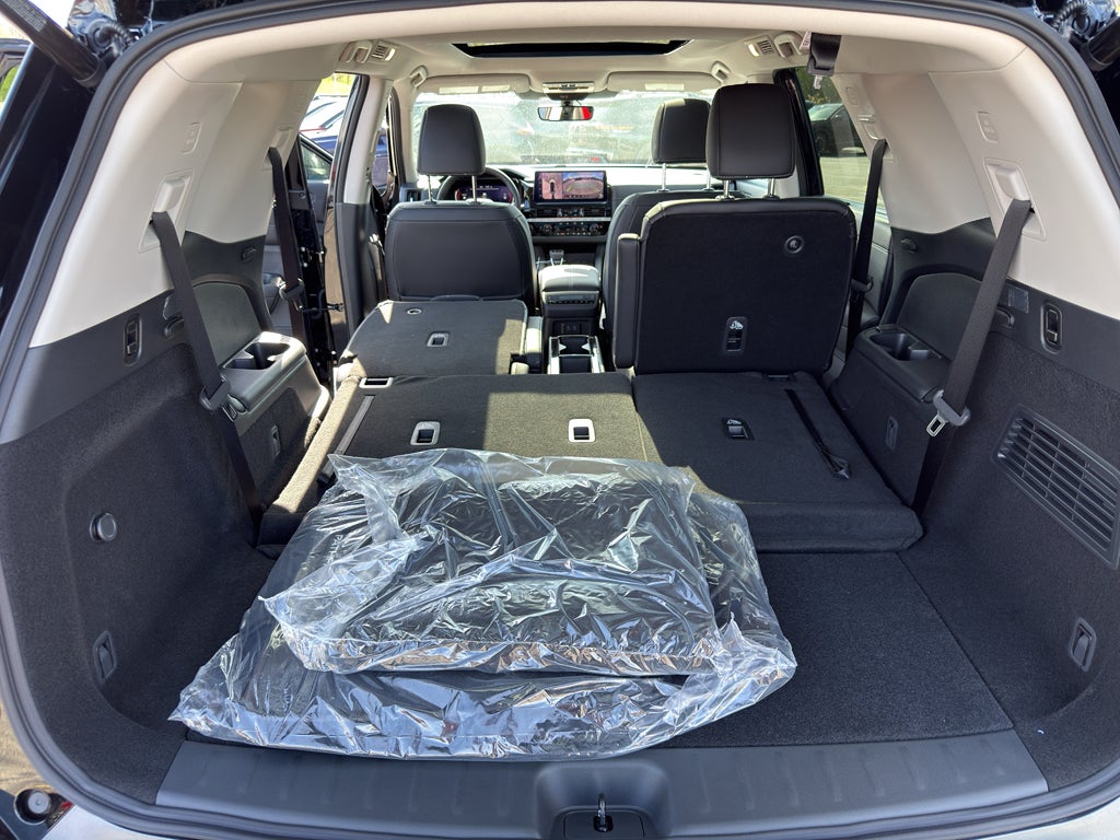 2026 Nissan Pathfinder SL 4WD