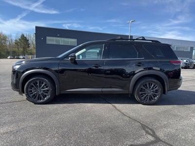 2026 Nissan Pathfinder SL 4WD
