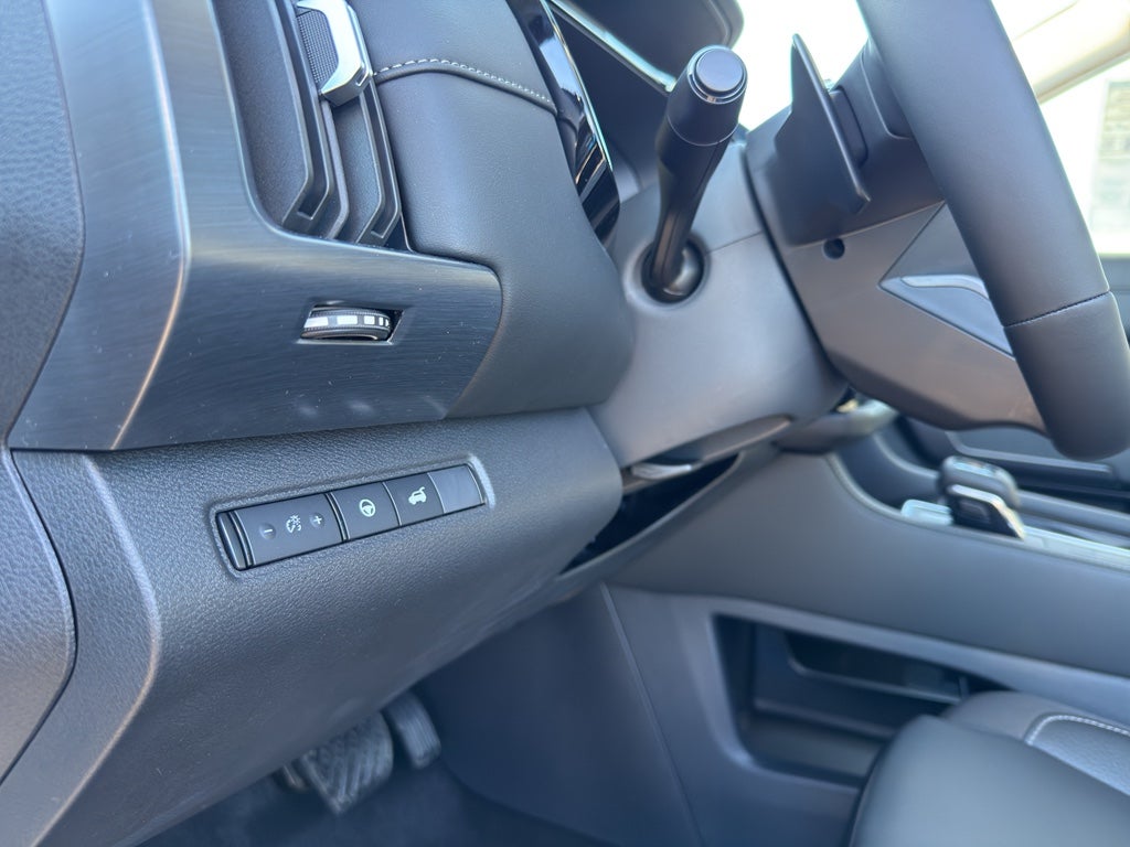 2026 Nissan Pathfinder SL 4WD