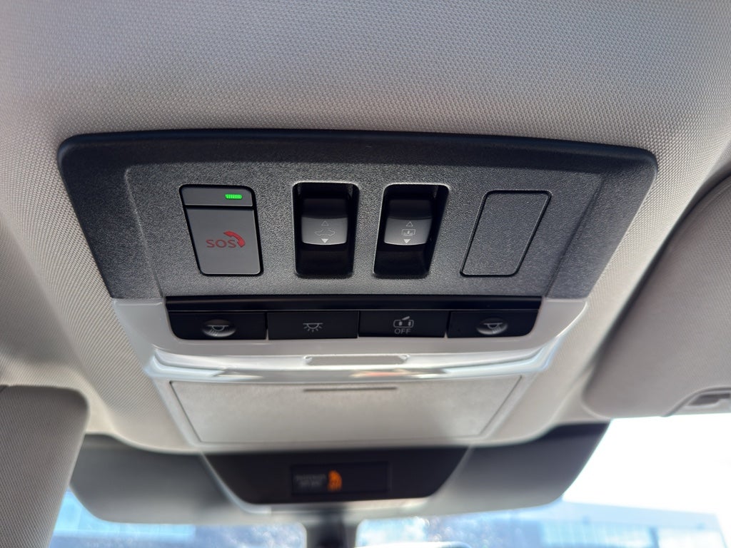 2026 Nissan Pathfinder SL 4WD