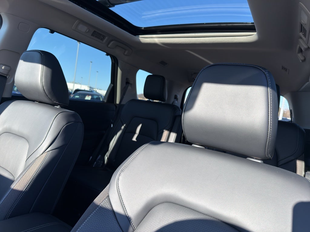 2026 Nissan Pathfinder SL 4WD