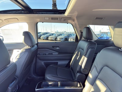 2026 Nissan Pathfinder SL 4WD