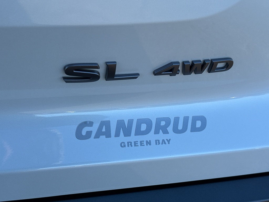 2026 Nissan Pathfinder SL 4WD