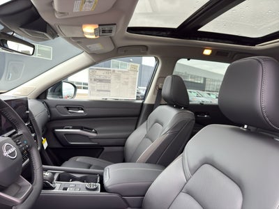 2026 Nissan Pathfinder SL 4WD