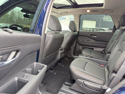 2026 Nissan Pathfinder SL 4WD