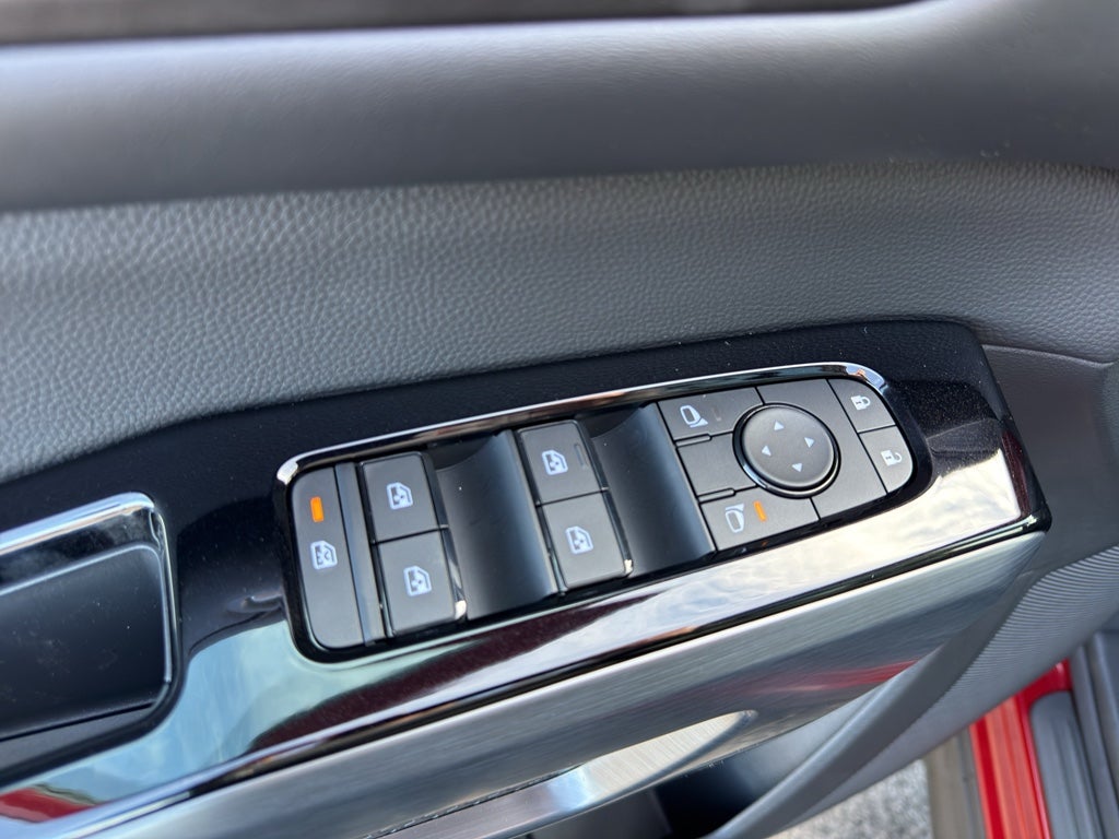 2026 Nissan Pathfinder SL 4WD