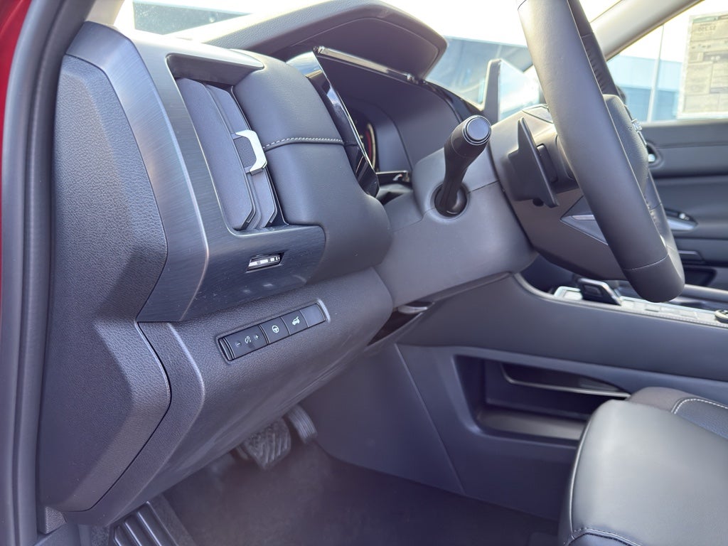 2026 Nissan Pathfinder SL 4WD