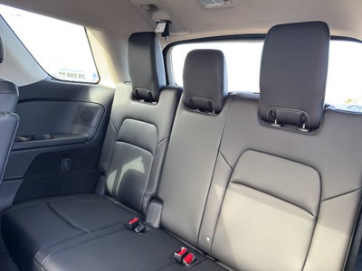 2026 Nissan Pathfinder SL 4WD