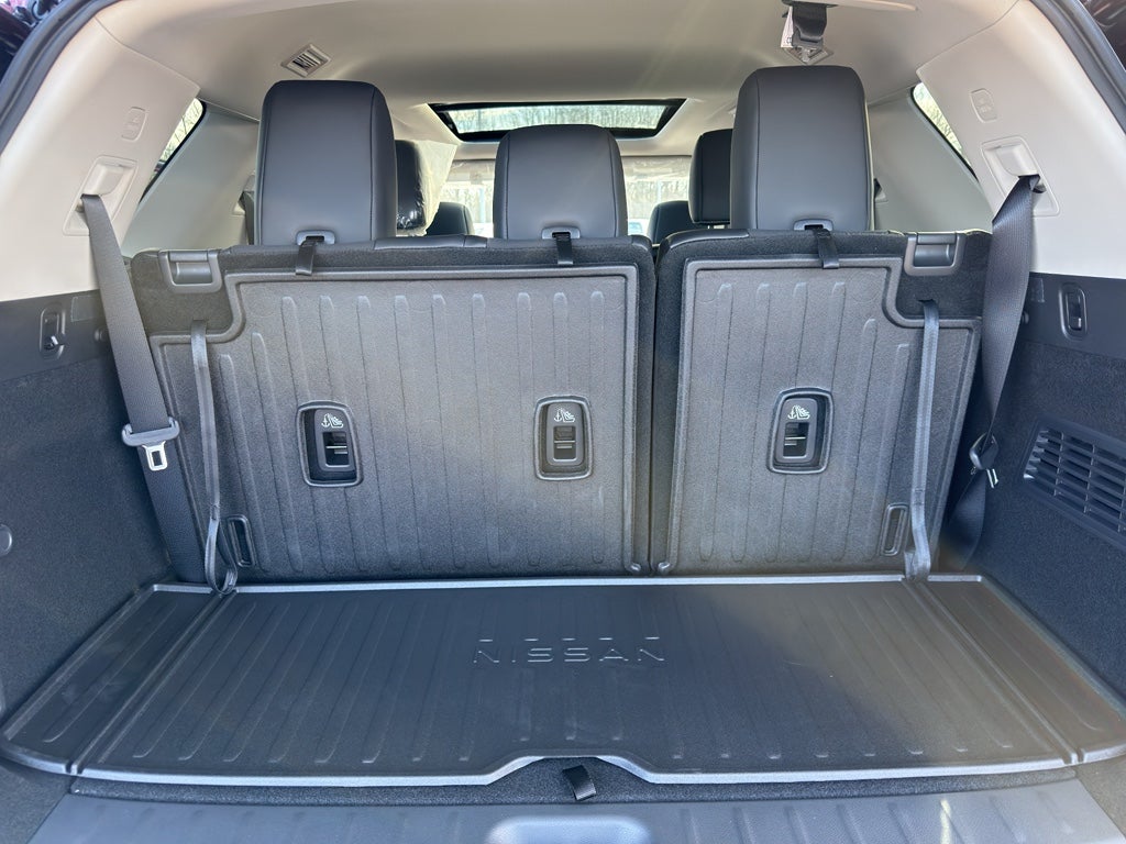 2026 Nissan Pathfinder SL 4WD