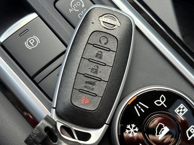 2026 Nissan Pathfinder SL 4WD