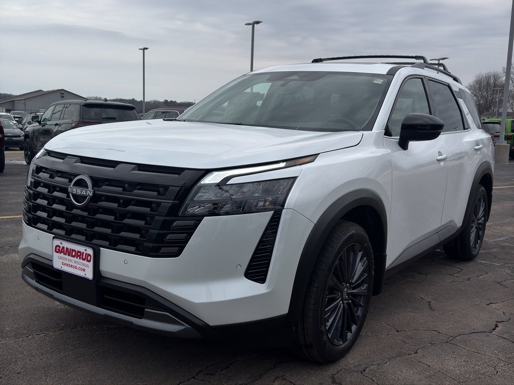 2026 Nissan Pathfinder SL 4WD
