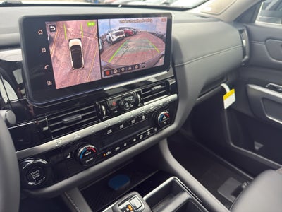 2026 Nissan Pathfinder SL 4WD