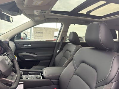 2026 Nissan Pathfinder SL 4WD