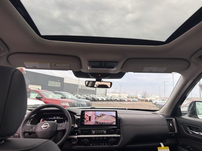 2026 Nissan Pathfinder SL 4WD