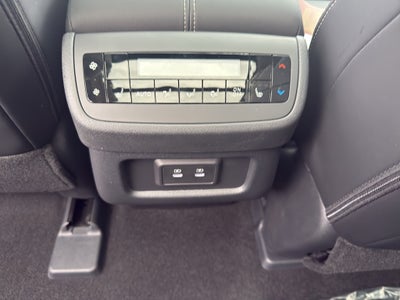 2026 Nissan Pathfinder SL 4WD